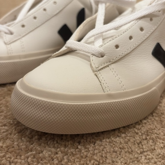 Veja Campo Sneakers in White and Black - Picture 6 of 6